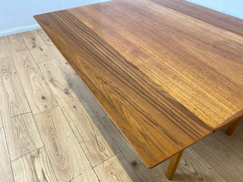 WMK I Stilvoller großer ausziehbarer skandinavischer Wohnzimmertisch in Teakholz I Salontisch Couchtisch Holztisch Coffee Tabele Danish Design Mid-Century Vintage 70er I Berlin Dortmund Braunschweig