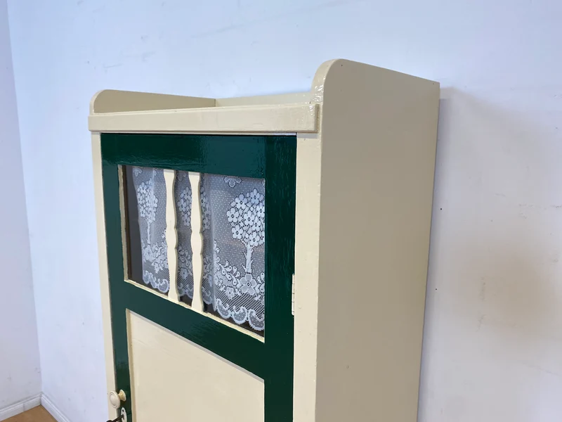 Schöner weißer antiker Hochschrank I Vollholz I Schrank Vitrine Wäscheschrank Highboard Küchenschrank Schuhschrank Flurschrank Bücherschrank Geschirrschrank Jugendstil Vintage I