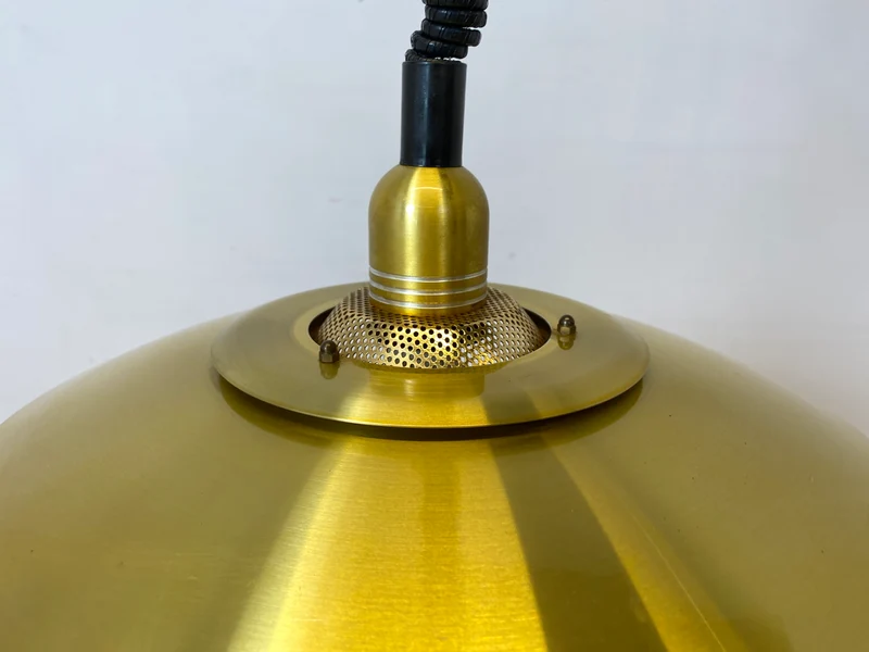 WMK I Stilvolle höhenverstellbare skandinavische Space Age Designer Pendelleuchte von Kurt Wiborg für Jeka
