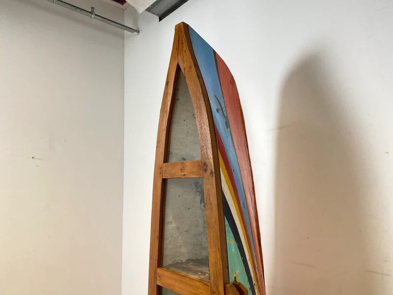 Boatwood by WMK I Einzigartige Vitrine handgefertigt aus altem Fischerboot