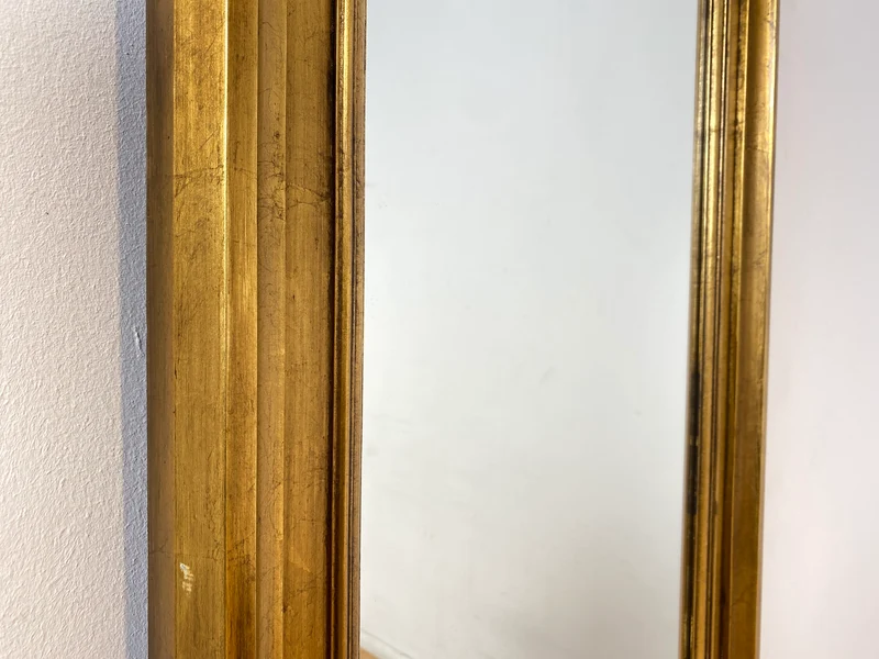 WMK I Schöner 72x130cm großer antiker Wandspiegel mit goldfarbenem Holzrahmen & Alterspatina