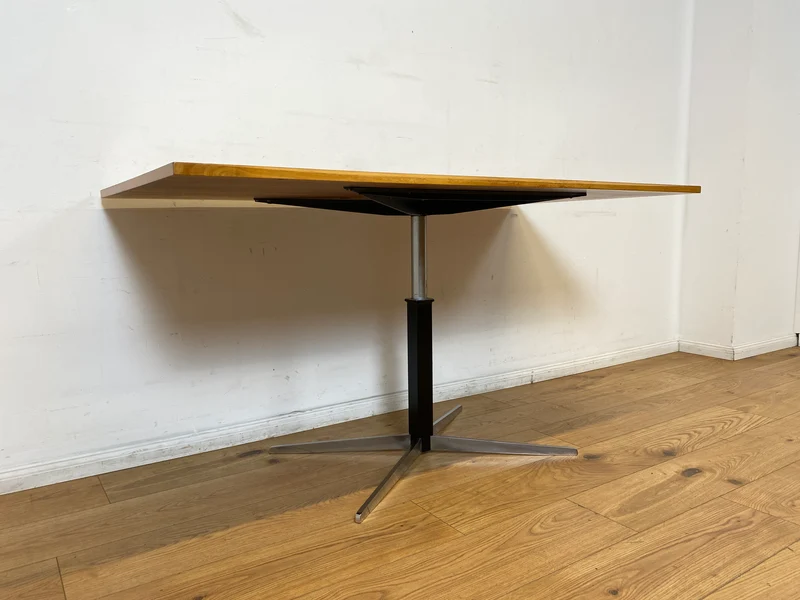 WMK I Stilvoller höhenverstellbarer 70er Jahre Designer Tisch von Wilhelm Renz