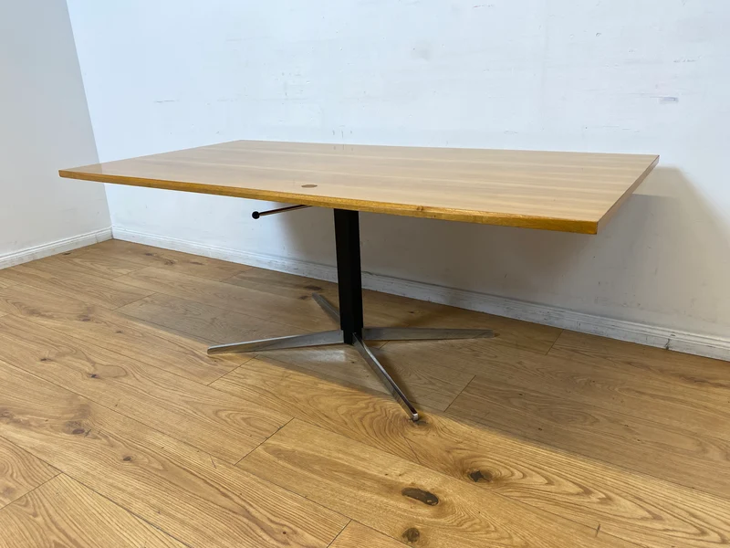 WMK I Stilvoller höhenverstellbarer 70er Jahre Designer Tisch von Wilhelm Renz