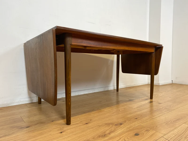 WMK I Eleganter skandinavischer Drop Leaf Esszimmertisch in Nussbaum mit hochklappbaren Erweiterungen