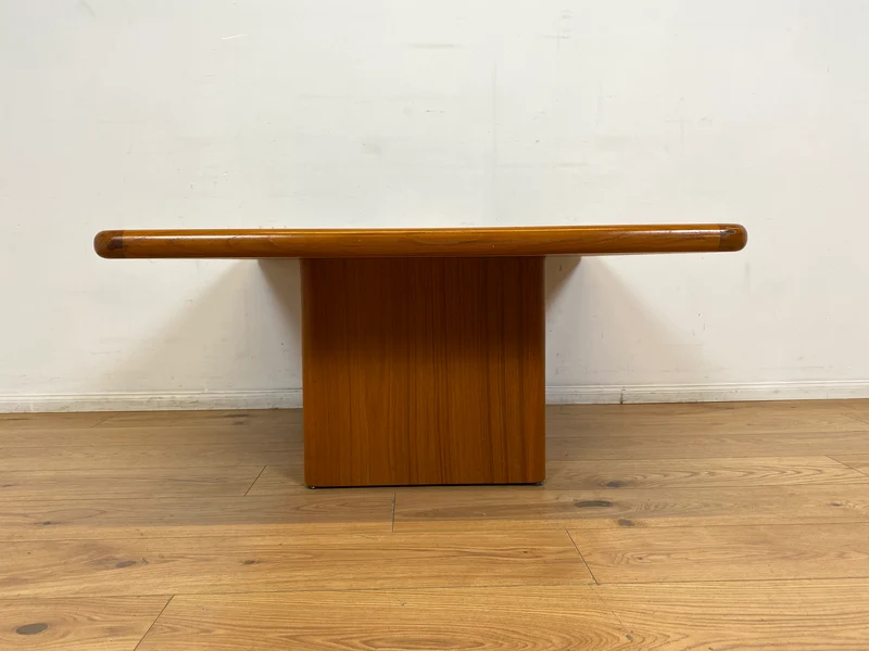 WMK I Seltener handgefertigter skandinavischer Designer Couchtisch I Sallingboe Jelling