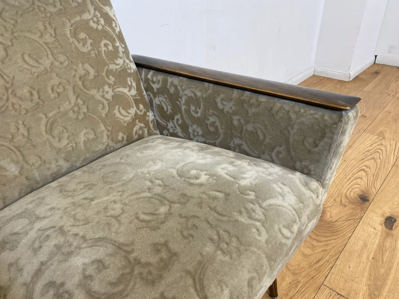 WMK Stilvoller und gut erhaltener Mid-Century Sessel mit Originalbezug und edlem Holzgestell
