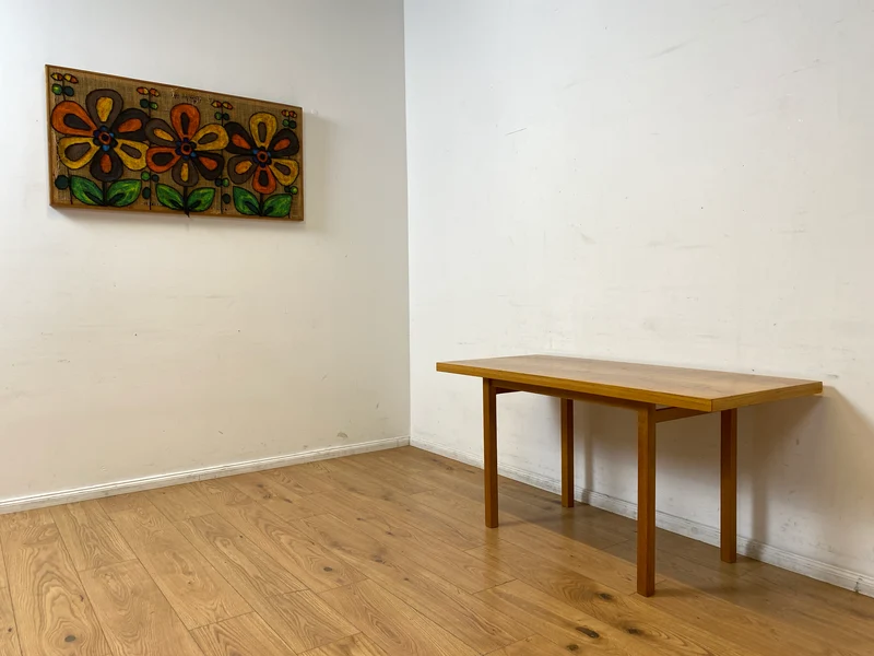 WMK I Versand möglich I Minimalistischer und gut erhaltener heller 60er Jahre Couchtisch in Eichenholz