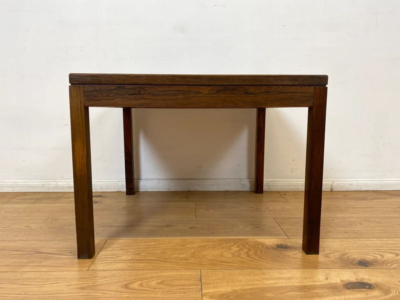 WMK I Schöner skandinavischer Mid-Century Couchtisch I Teakholz mit kunstvollen Fliesen