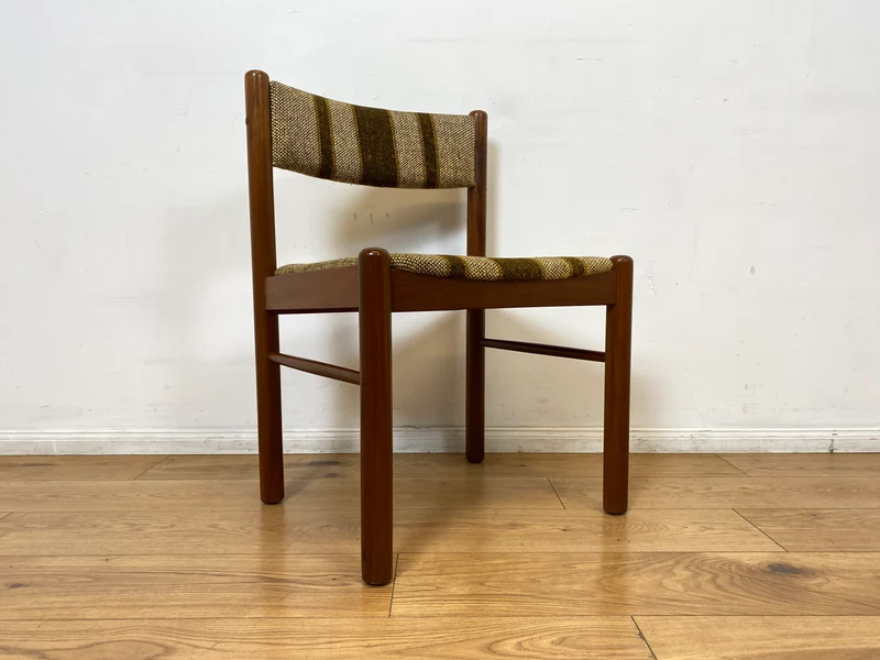 WMK I Set aus 6 stilvollen skandinavischen Mid-Century Designer Stühlen von Farstrup