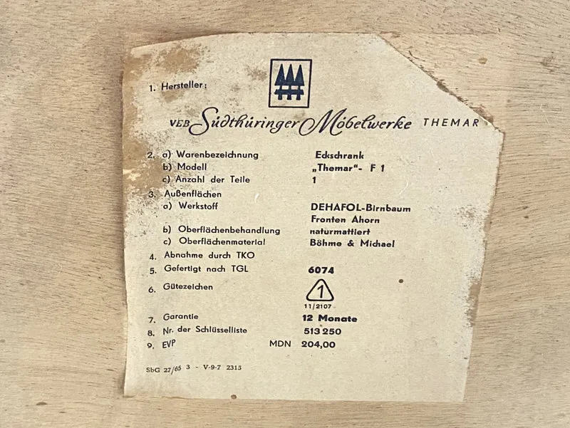 WMK I Versand 85€ I Stilvolle helle Mid-Century Eck Kommode aus 1965 von VEB Südthüringer Möbelwerken