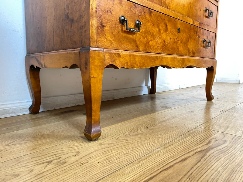 WMK I Besonders schöner skandinavischer Mid-Century Sekretär aus vollem Holz mit Intarsien