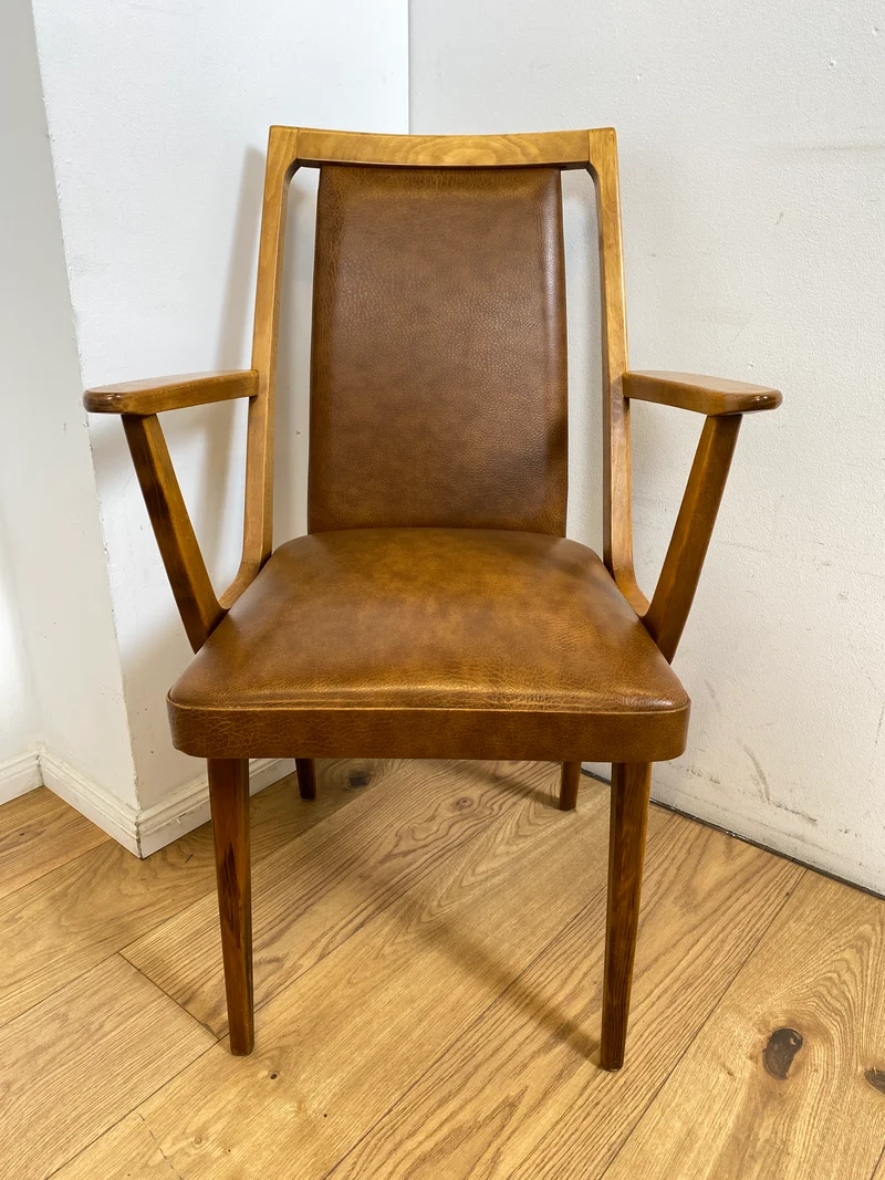 WMK I 1/10 Gemütliche Mid-Century Armlehnstühle mit pflegeleichtem Kunstlederbezug