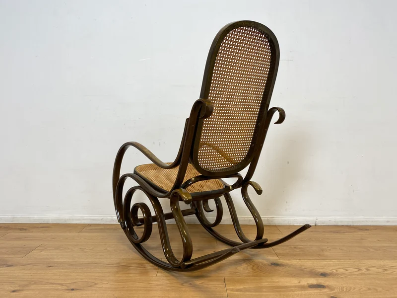 WMK I Eleganter italienischer Bugholz Schaukel Stuhl mit Wiener Geflecht von Sautto & Liberale im Thonet Stil, 1930-1960