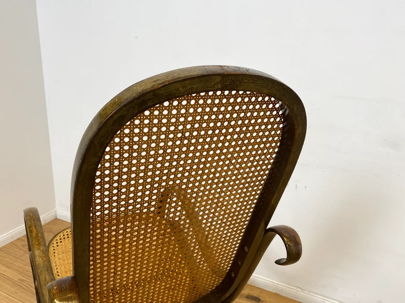 WMK I Eleganter italienischer Bugholz Schaukel Stuhl mit Wiener Geflecht von Sautto & Liberale im Thonet Stil, 1930-1960