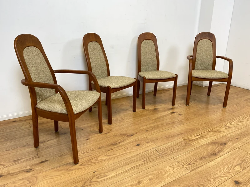 WMK I Set aus 4 hochwertigen skandinavischen Designer Stühlen I Holstebro Møbelfabrik