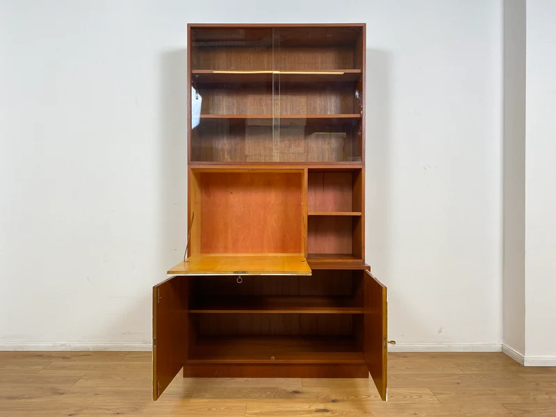 WMK # Stilvolles modulares Mid-Century Highboard, Vollholz in Teak, mit späterer weißer Lackierung