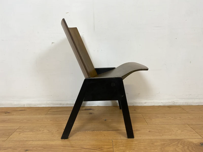 WMK I 1/5 Stilvoller & seltener stapelbarer Mid-Century Klappstuhl in Eichenholz