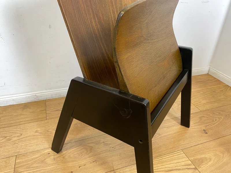 WMK I 1/5 Stilvoller & seltener stapelbarer Mid-Century Klappstuhl in Eichenholz