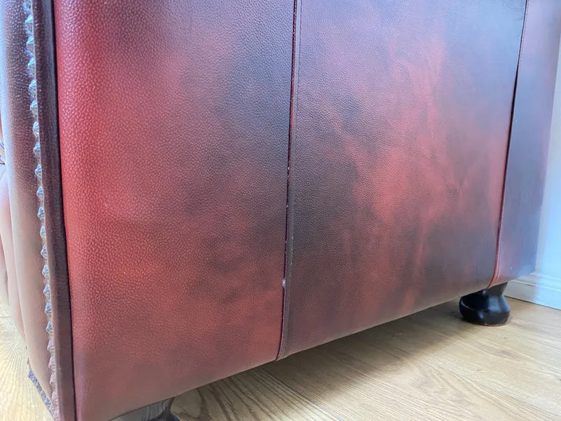 WMK I Der Klassiker I Hochwertiges Chesterfield Sofa mit gestepptem Echtleder Bezug & Alterspatina