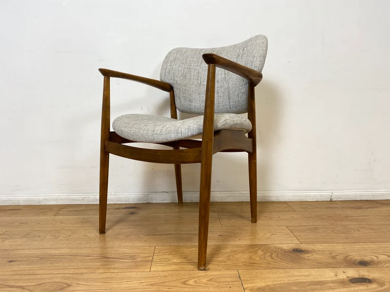 WMK I Skandinavischer Mid-Century Designer Sessel von Ejnar Larsen & Aksel Bender für Fritz Hansen mit Wollbezug & Teakholz Rahmen
