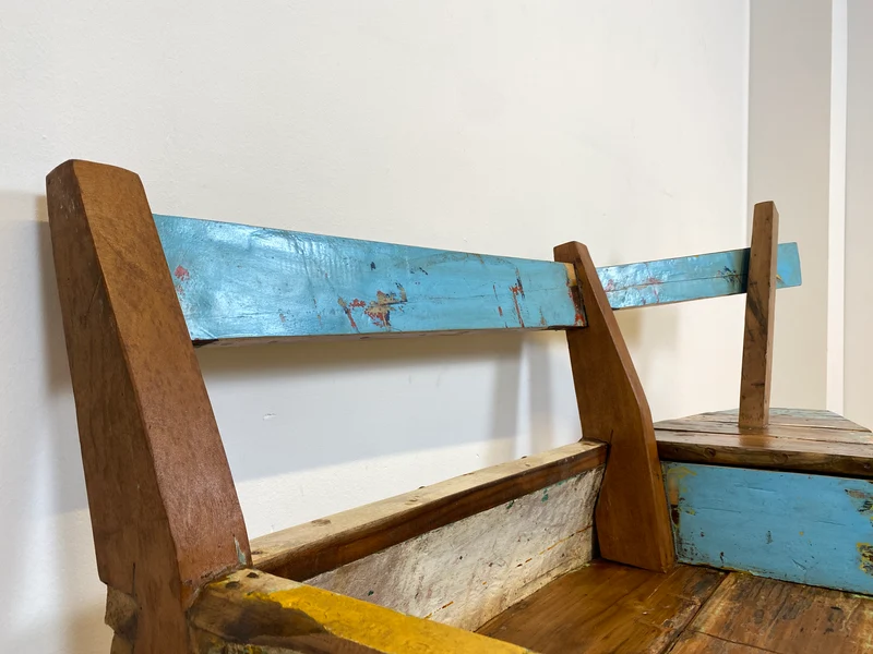 Boatwood by WMK # Einzigartige Sitzbank aus altem Boot , ein handgefertigtes Unikat in Originalfarbe mit Staufächern