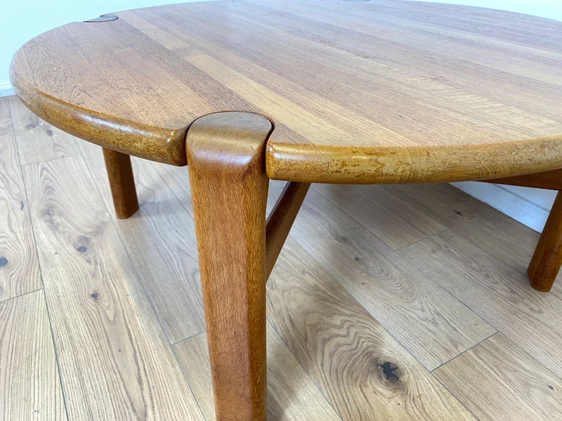 WMK # Rarer & gut erhaltener runder skandinavischer Mid-Century Designercouchtisch von L. Olsen & Søn Møbelfabrik aus massivem Teakholz