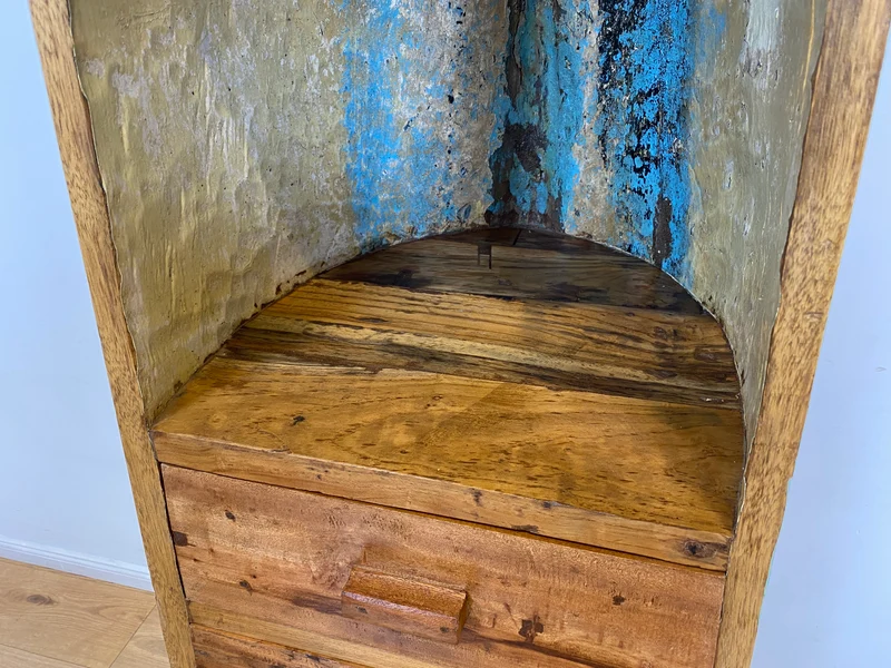 Boatwood by WMK # Einzigartiger Bücherschrank aus echtem Einbaum I ein handgefertigtes Unikat in Originalfarben