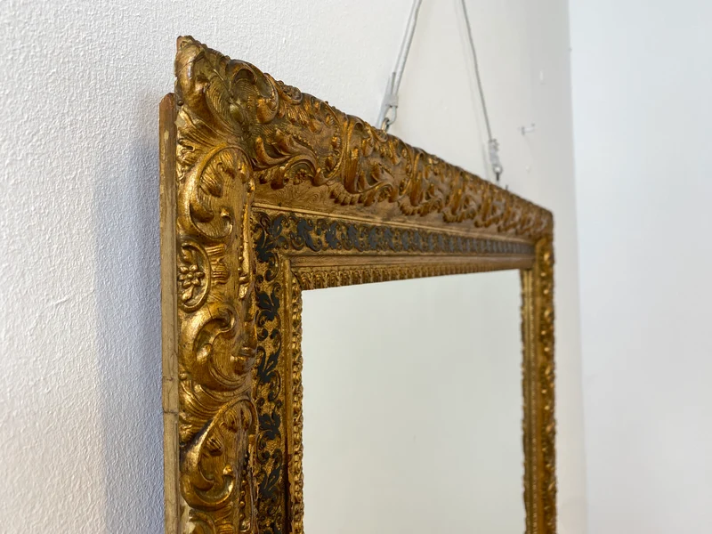 WMK I Wunderschöner antiker Spiegel mit prunkvollem Goldrahmen aus Holz & Gibs mit Akanthusornament, um 1900