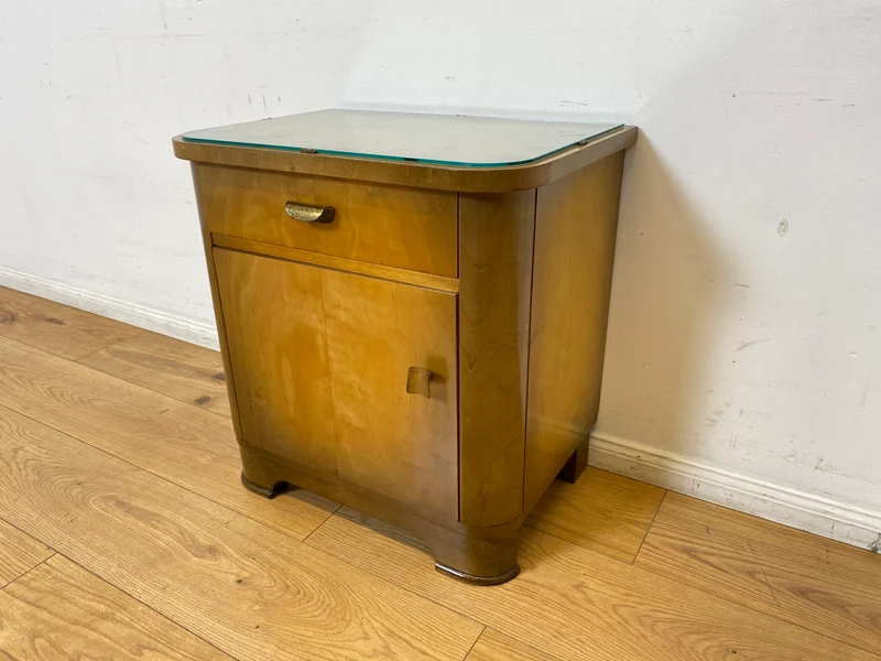 WMK I Formschöner und sehr gut erhaltener Mid-Century Nachttisch mit Schublade