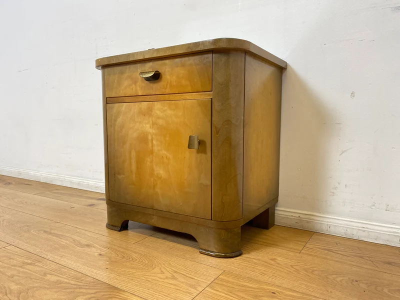 WMK I Formschöner und sehr gut erhaltener Mid-Century Nachttisch mit Schublade