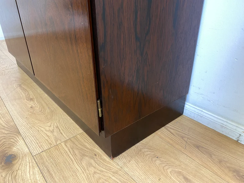 WMK I Stilvoller skandinavischer Mid-Century Designer Schreibschrank by Omann Junior in Palisander