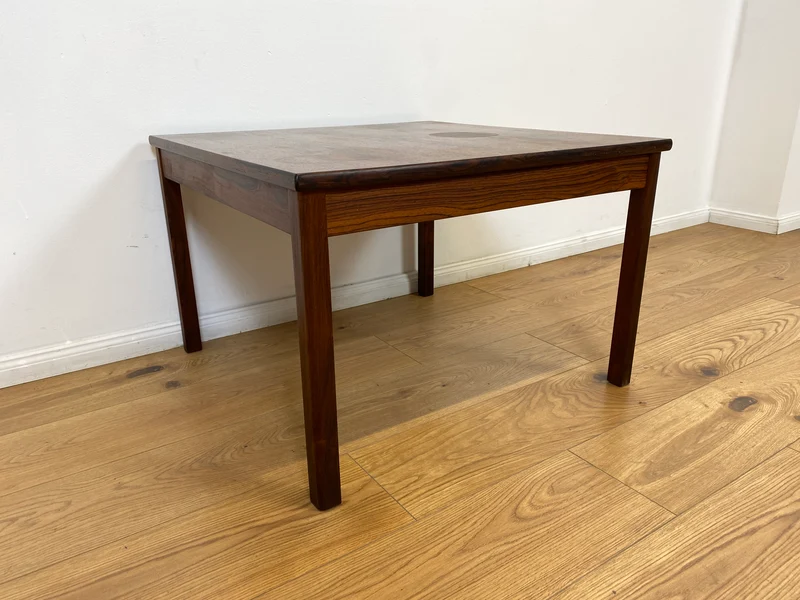 WMK # Stilvoller und gut erhaltener skandinavischer 70er Jahre Designer Couchtisch von Hansen & Nissen in Palisander
