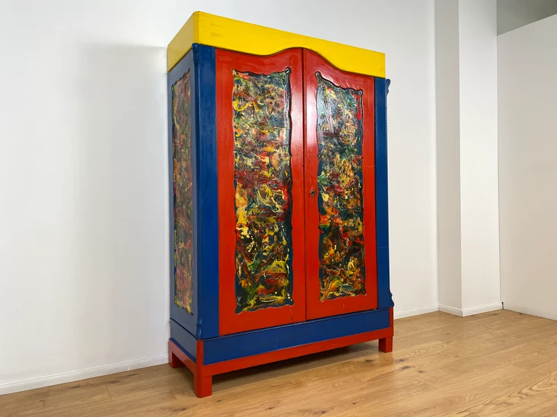 WMK # Schrank oder Kunst? Ein Unikat! Kunstvoll gestalteter antiker Kleiderschrank aus vollem Holz