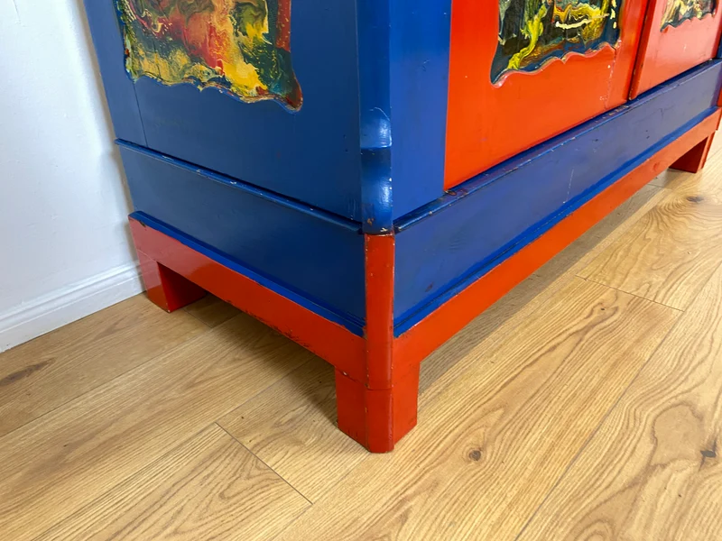 WMK # Schrank oder Kunst? Ein Unikat! Kunstvoll gestalteter antiker Kleiderschrank aus vollem Holz