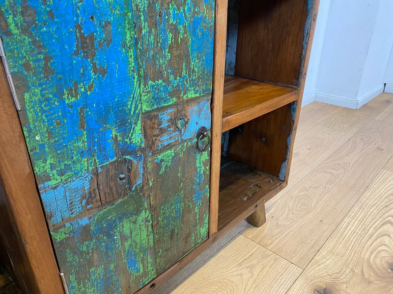 Boatwood by WMK I Sehr schöne offene Kommode handgefertigt aus altem Bootsholz in grüner Originalfarbe