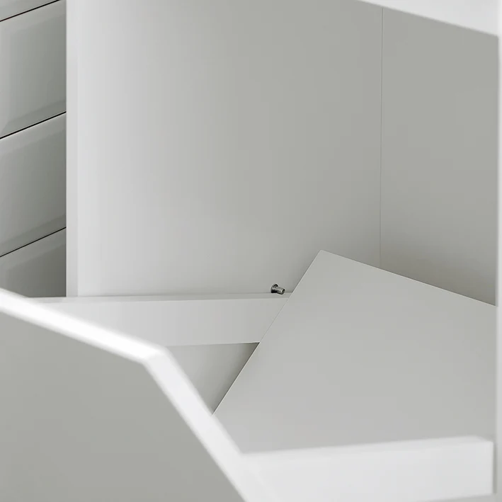 SoBuy | Wäscheschrank | mit ausklappbarem Wäschetruhe | Wäschekorb | Weiß | BZR110-W