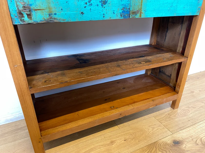 Boatwood by WMK I Nachhaltiges handgefertigtes Bücherregal aus altem Bootsholz