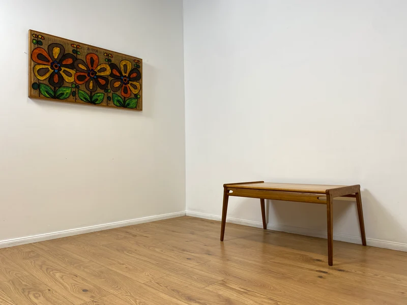 WMK # Rarer Designer Couchtisch aus dem "Hunting Chair Set" von PGH Erzgebirgisches Kunsthandwerk Annaberg Buchholz in gutem Originalzustand
