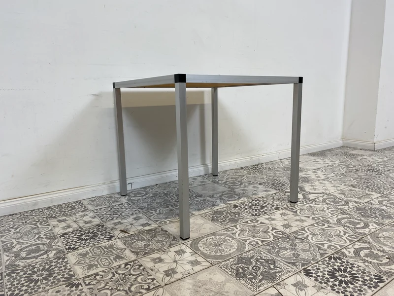 WMK Schicker Space Age Couchtisch aus gebürstetem Stahl und kunstvollen Fliesen