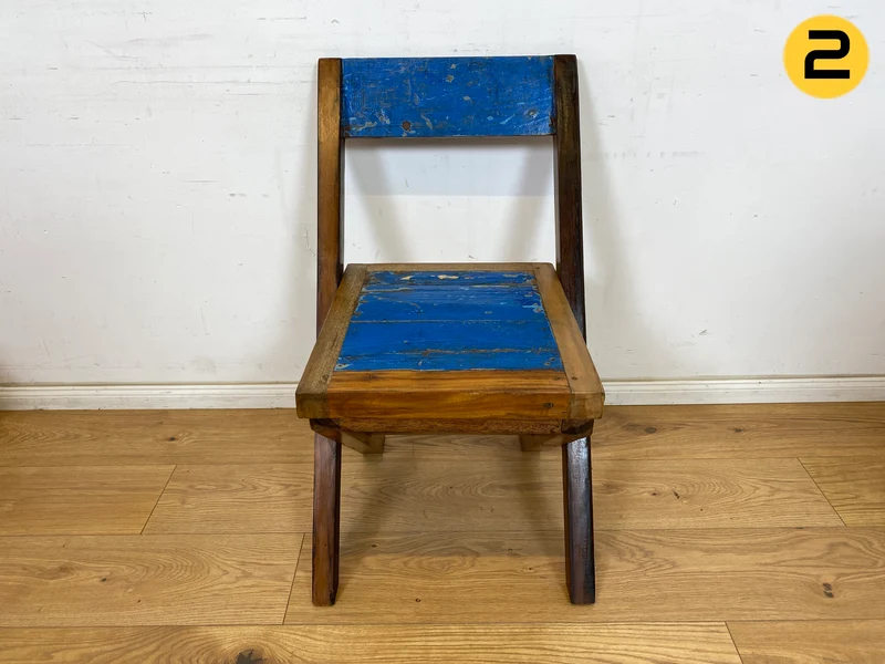 Boatwood by WMK # 1/2 Besonderer Klappstuhl aus altem Bootsholz mit original Bootsfarbe, ein handgefertigtes Unikat aus massivem Teakholz