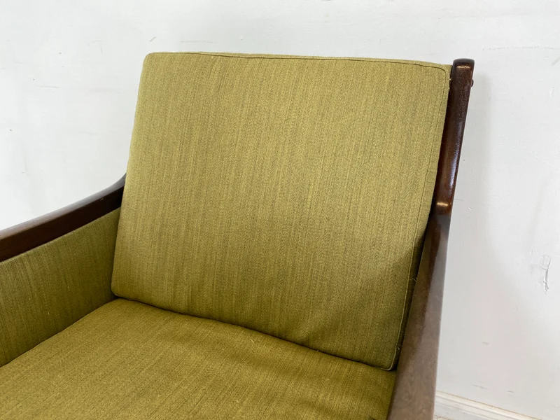 WMK Stilvoller & gut erhaltener Designersessel von Ole Wanscher für Poul Jeppesen Møbelfabrik mit edlem Mahagoni Rahmen