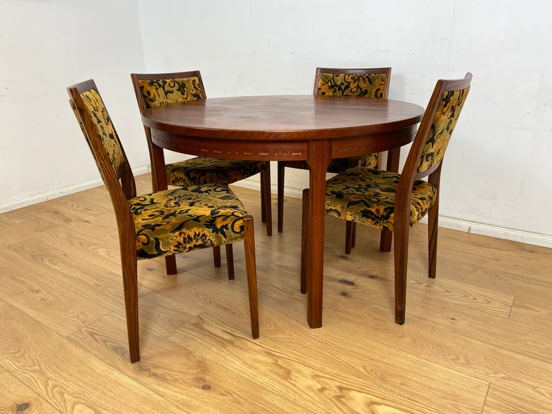 WMK Set aus 4 sehr gut erhaltenen skandinavischen Designerstühlen von Svegards Markaryd aus Palisander + Originalbezug