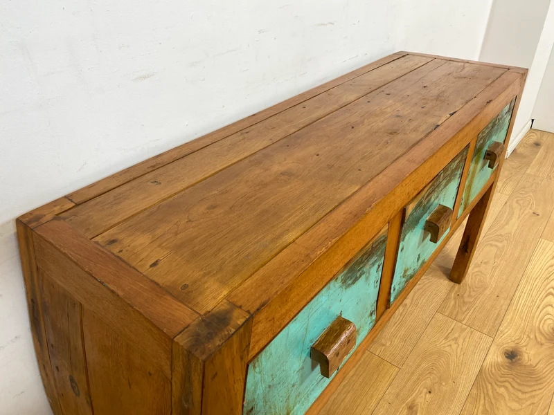Boatwood by WMK # Formschönes Sideboard mit drei Schubladen, ein aus altem Bootsholz handgefertigtes Unikat aus massivem Teakholz