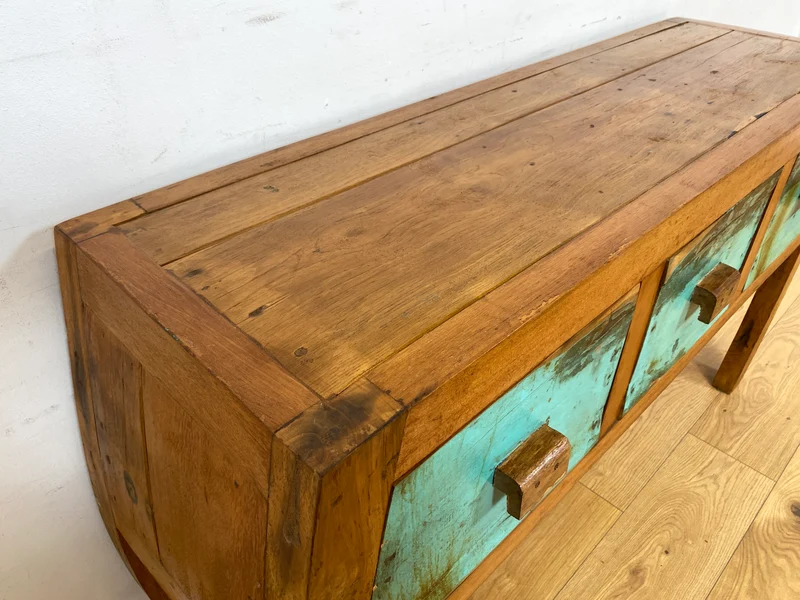 Boatwood by WMK # Formschönes Sideboard mit drei Schubladen, ein aus altem Bootsholz handgefertigtes Unikat aus massivem Teakholz