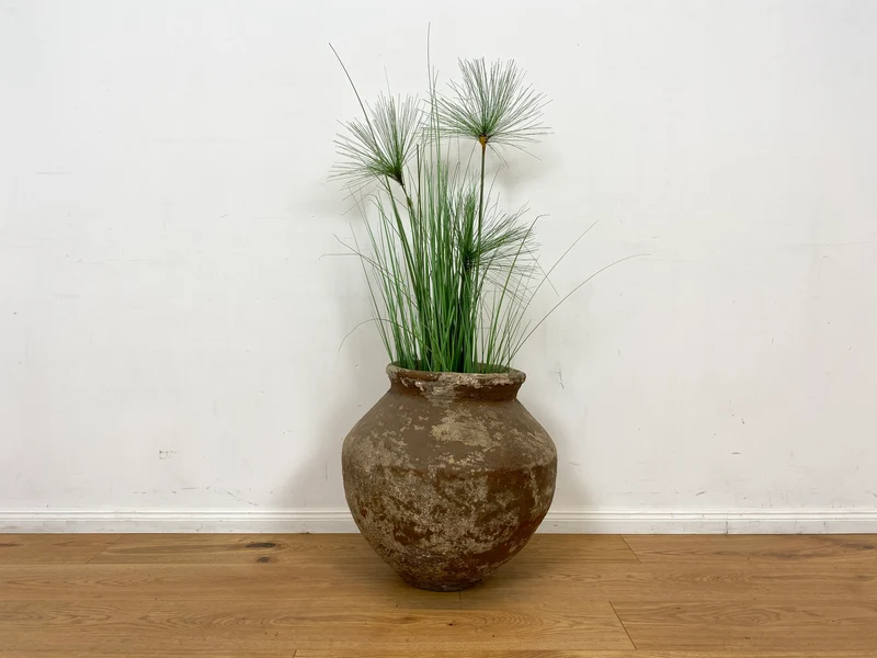 Boatwood by WMK # Sehr schöne antike Bodenvase / Wasserbehälter von der Insel Bali, ca. 100 Jahre alt, aus Terracotta mit Alterspatina