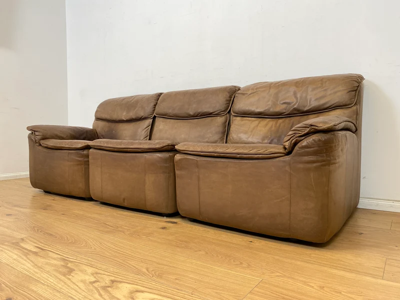 WMK Schöne & äußerst bequeme modulare Vintage Sitzgarnitur aus Sessel , 2er & 3er Sofa in Echtleder mit Patina