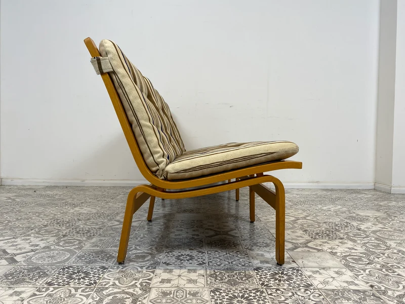 WMK Formschönes, minimalistisches und sehr gut erhaltenes skandinavisches Designerssofa von Karl-Erik Ekselius für JOC Vetlanda
