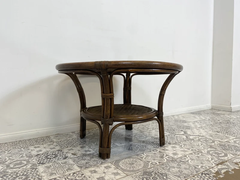 WMK Kultiger runder italienischer Mid-Century Couchtisch in gutem Zustand mit Bambusgestell , intakter Glasplatte & Ablage