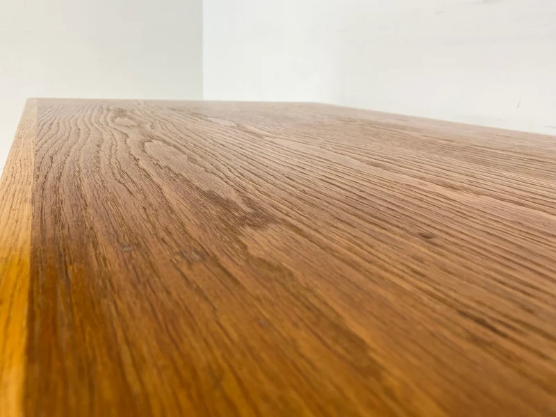 WMK Formschlichter und sehr gut erhaltener skandinavischer Designercouchtisch von Folke Ohlsson für Tingstöms