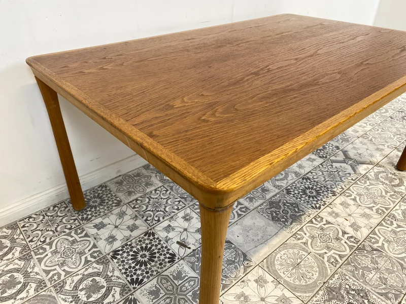 WMK Formschlichter und sehr gut erhaltener skandinavischer Designercouchtisch von Folke Ohlsson für Tingstöms